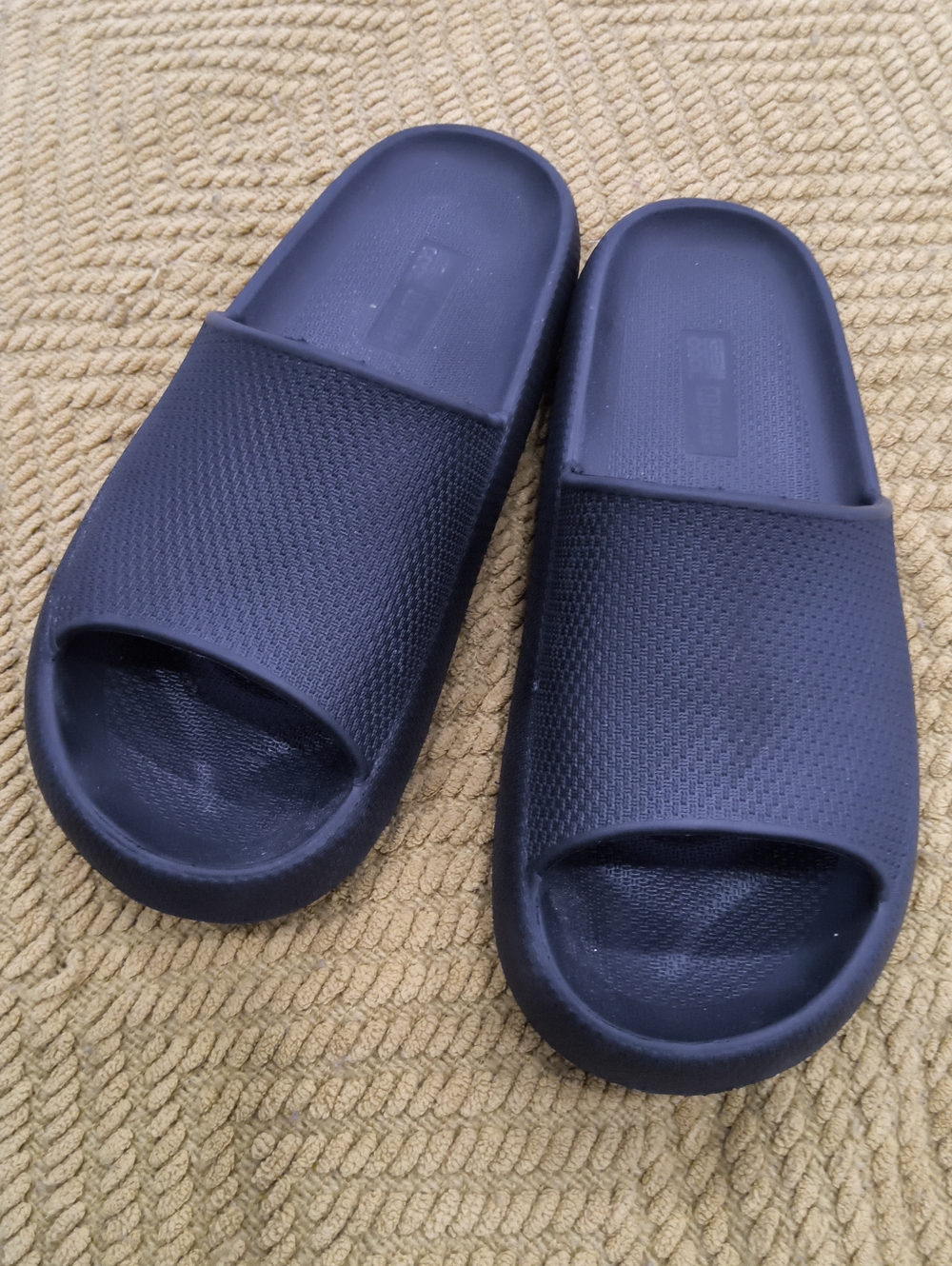 Men's Black Slide Sandals - Lightweight Everyday Comfort